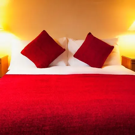 Bed & Breakfast Broadlands 3*